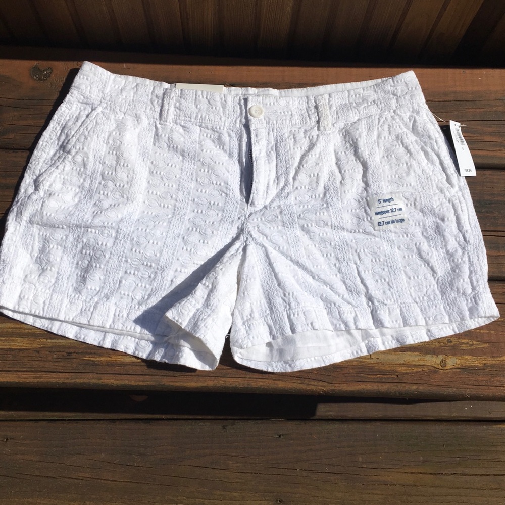 Old Navy White Cotton Pointelle Shorts 8 NWT